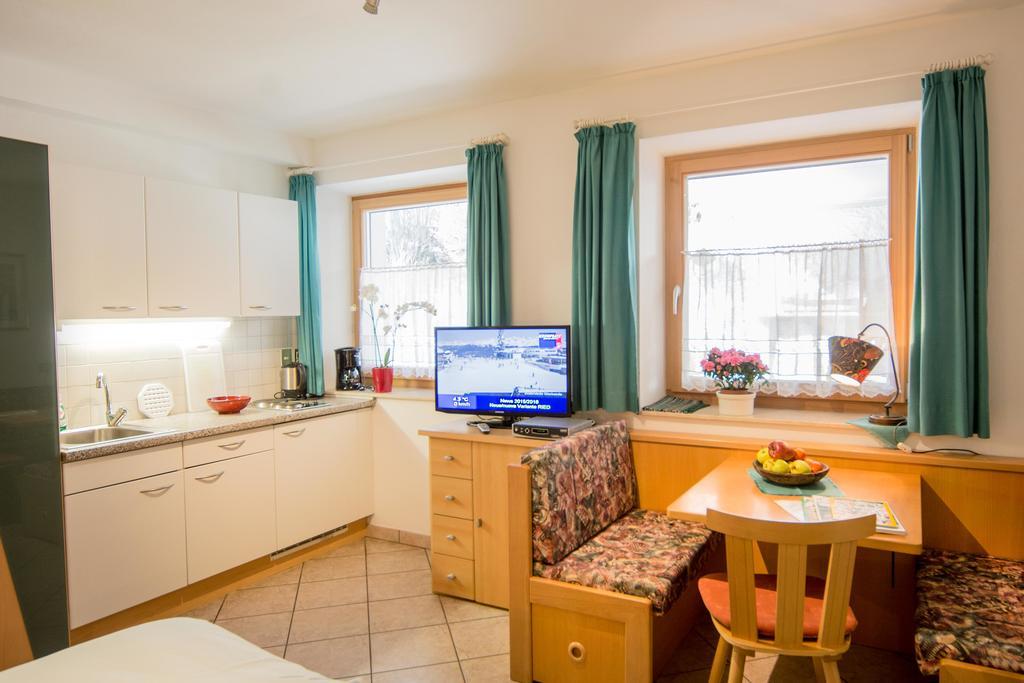 Appartment Plottenbaeck Campo Tures Buitenkant foto